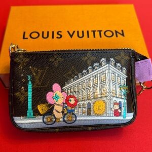 Limited Edition no longer available for sale. Louis Vuitton mini pochette